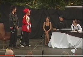 El lobo en el sill&#243;n (teatro al aire libre)