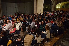 Llenos incre&#237;bles en las presentaciones de libros